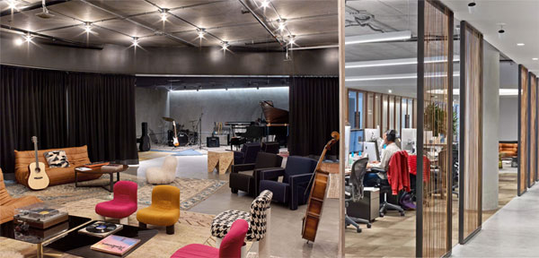 風(fēng)格迥異的多元素辦公室設(shè)計(jì)