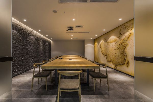 上海辦公室設計過程中通過哪些渠道實現家具購買？