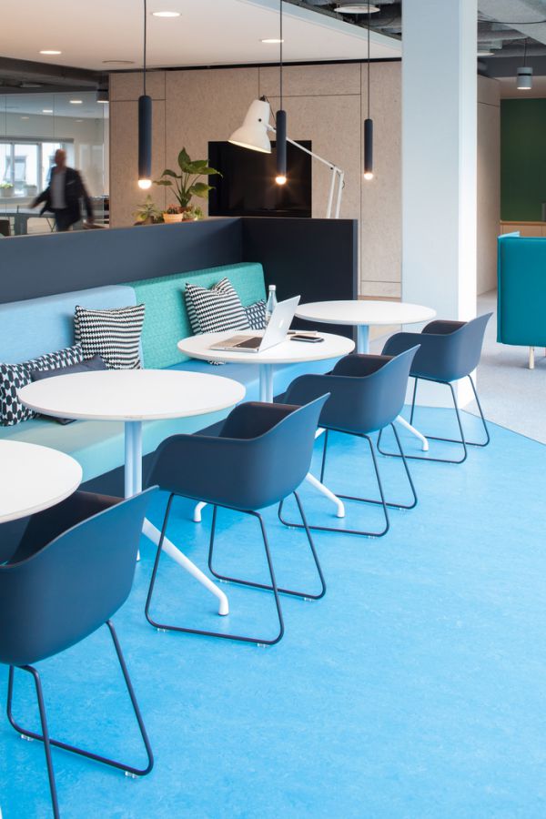 為什么上海辦公室設(shè)計中冷暖色調(diào)要合理搭配？