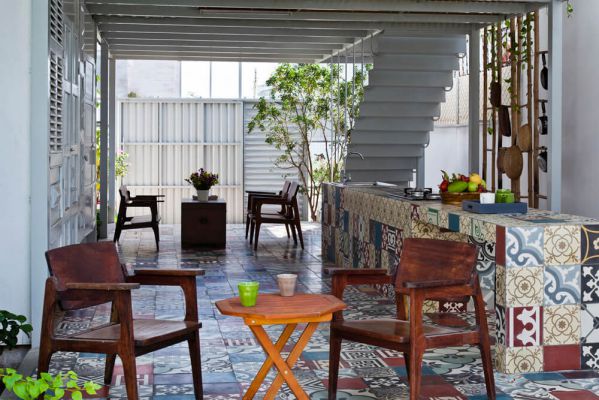 辦公室設(shè)計(jì)打造的綠色鐵皮屋